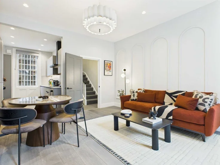House Ganton Street in City of Westminster