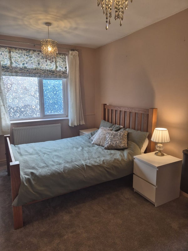 Room Oaks Road in Harborough