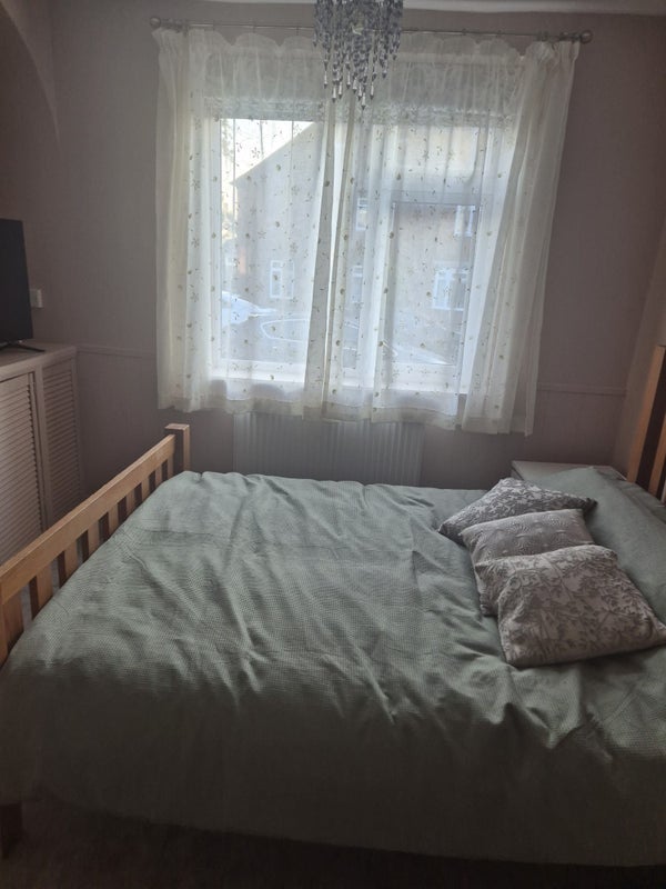 Room Oaks Road in Harborough