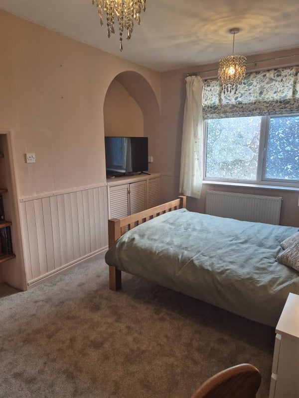 Room Oaks Road in Harborough