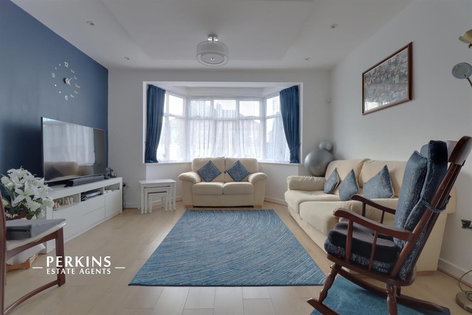 House Costons Lane in Greater London