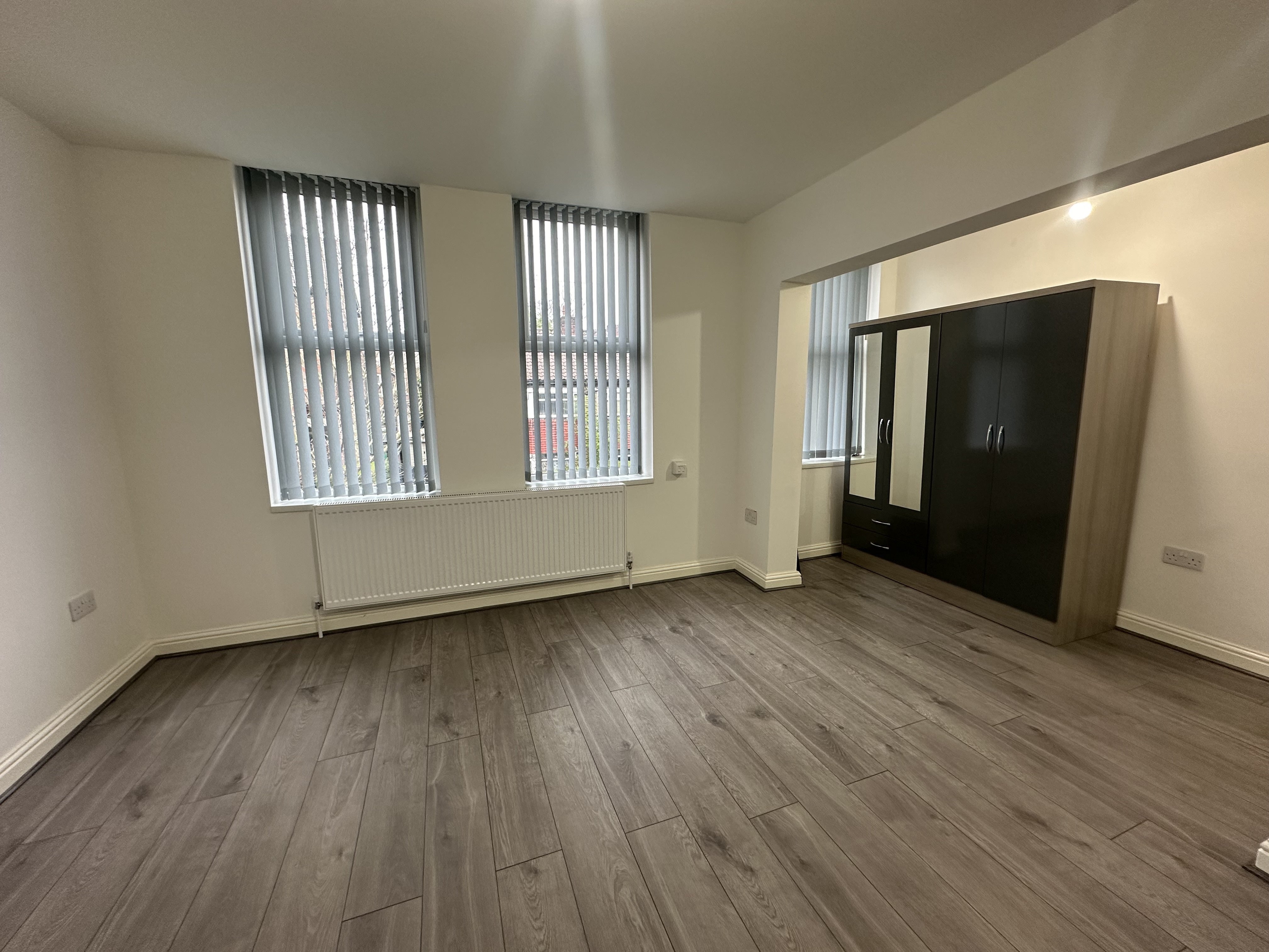 Flat Grosvenor Road in Manchester