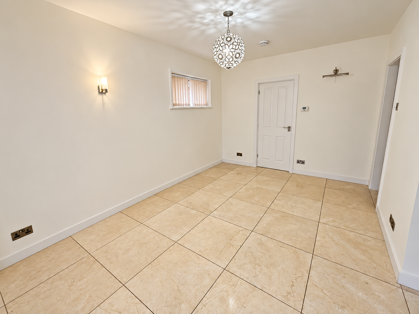 House Hall Close in Kettering