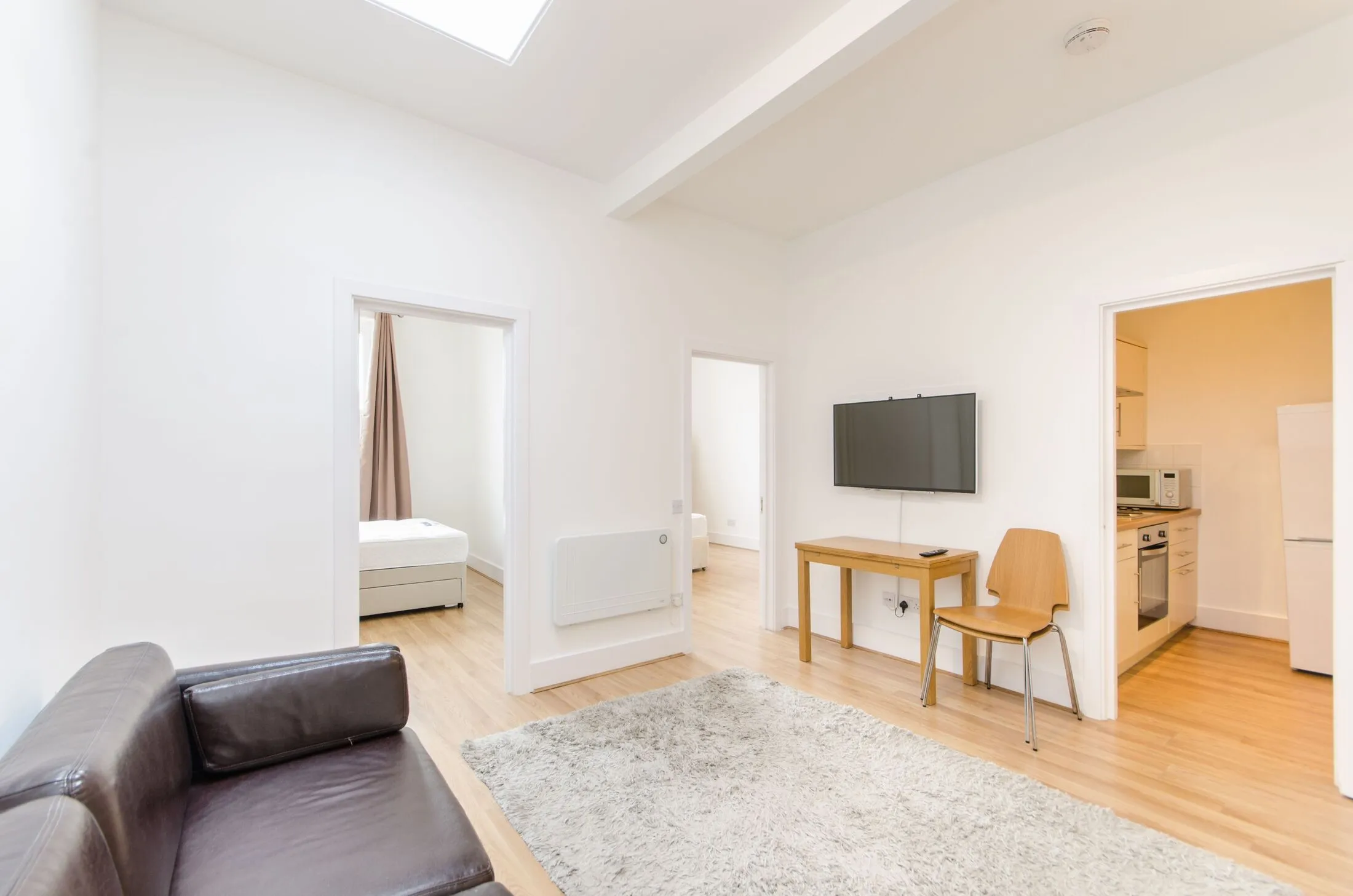 Flat Trebovir Road in Greater London