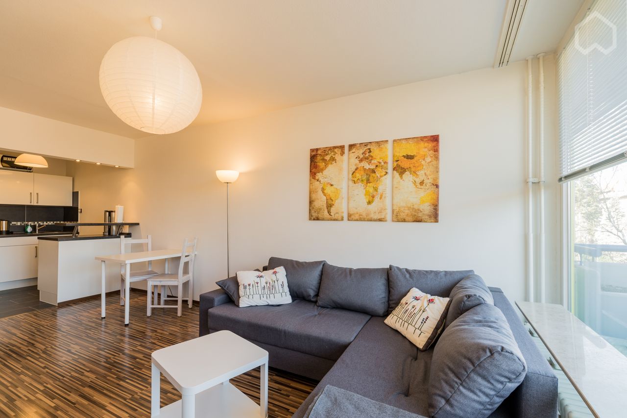 Wohnung Schlangenbader Straße in Berlin