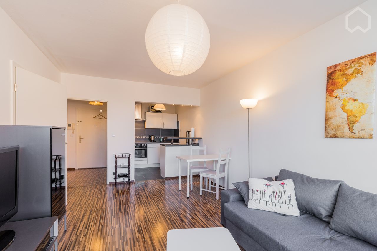 Wohnung Schlangenbader Straße in Berlin
