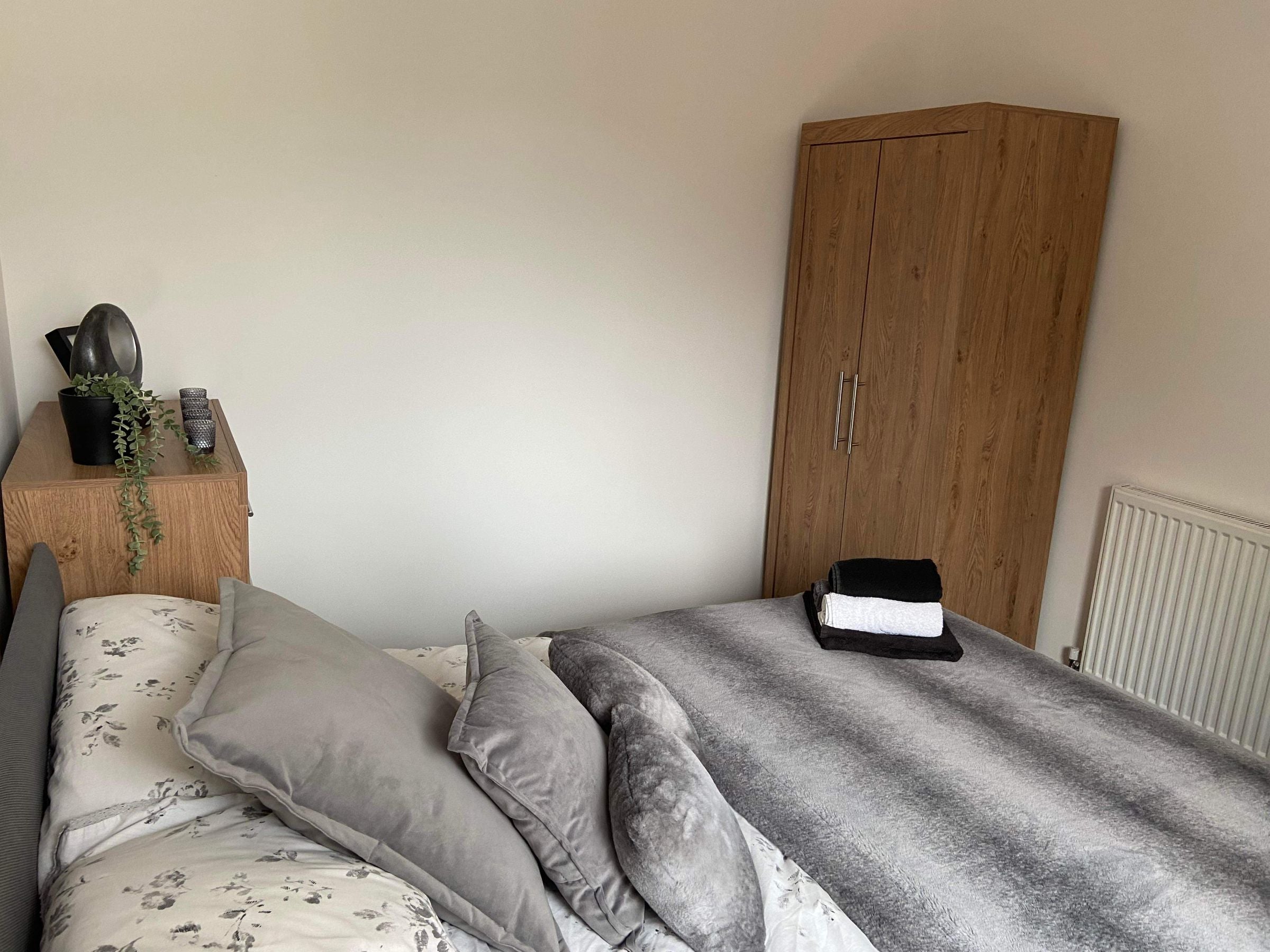 Room Hilda Street in Pontypridd