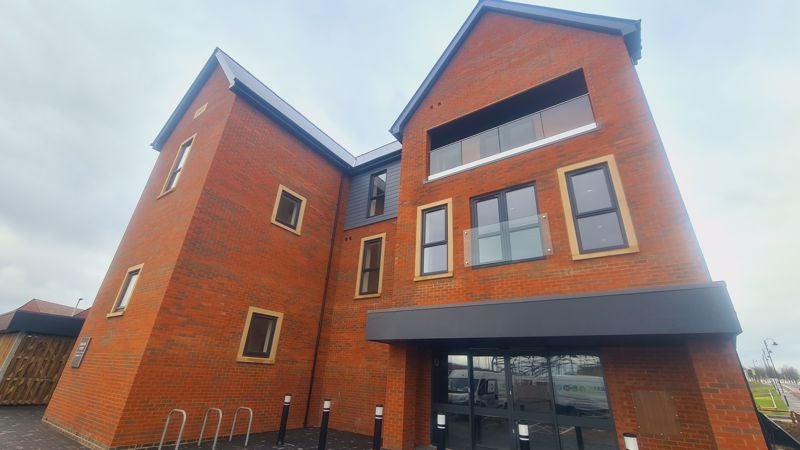 Flat Waterhouse Way in Peterborough