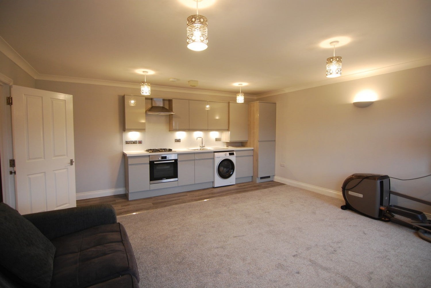 Flat Priory Road in Tonbridge and Malling