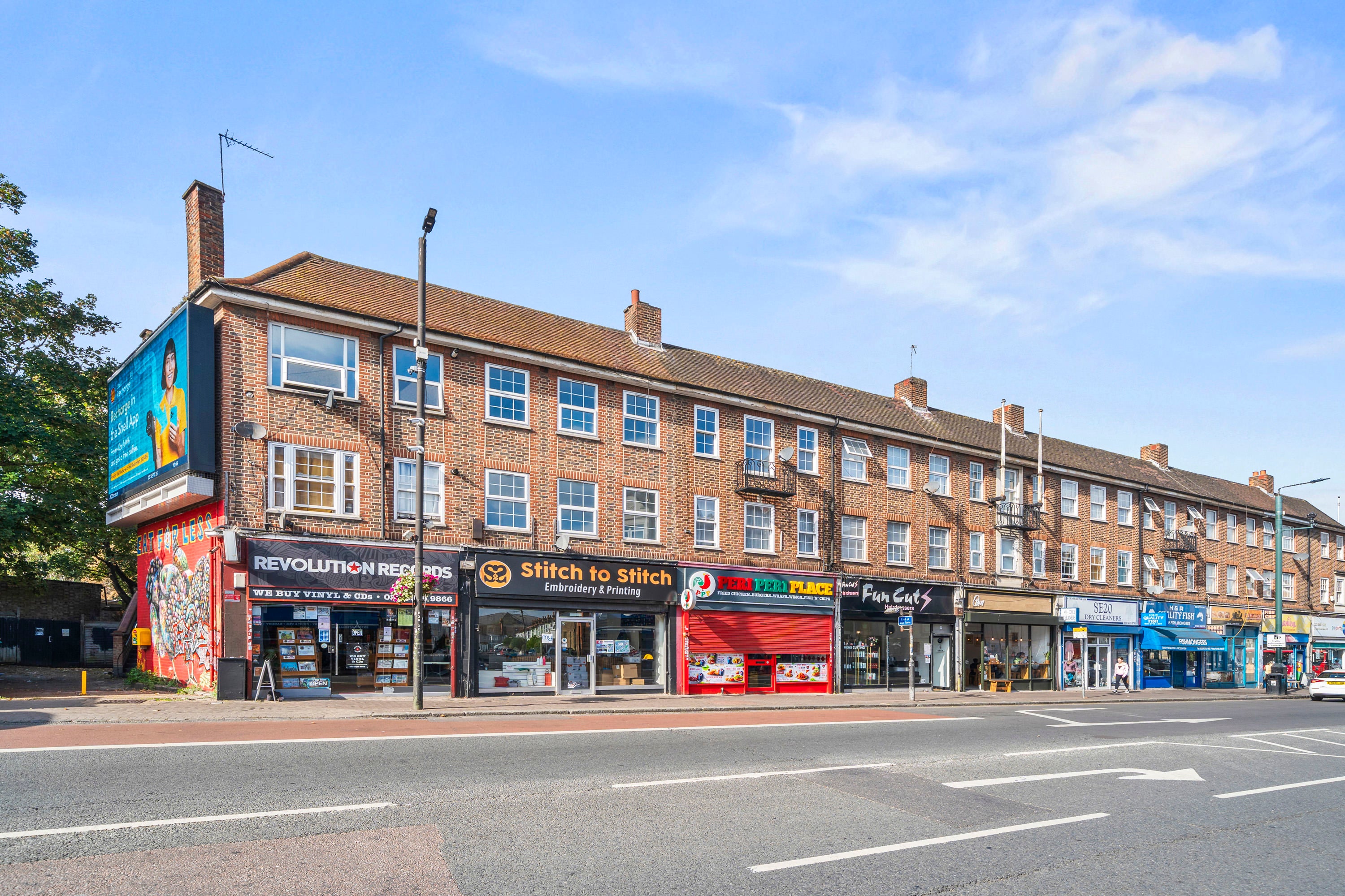 Flat High Street in Greater London