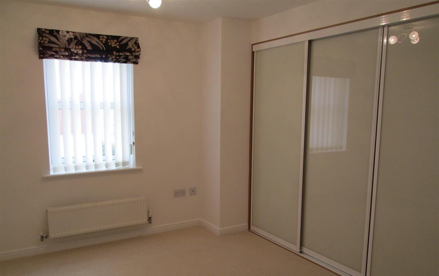 Flat Deykin Road in Lichfield