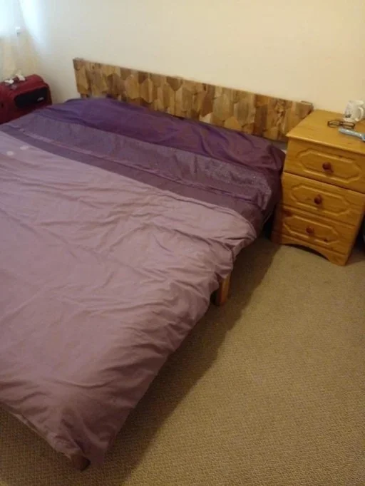 Room Henbane Path in Greater London
