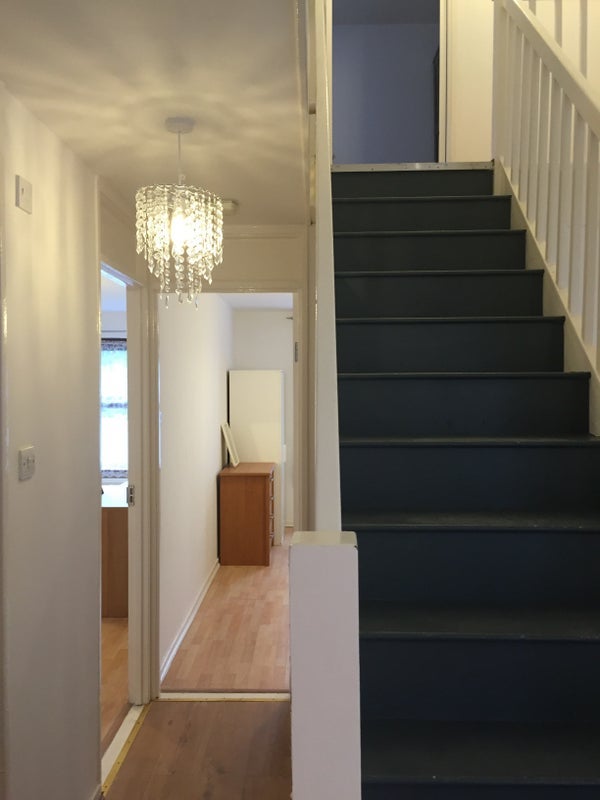 Room Mossington Gardens in Greater London