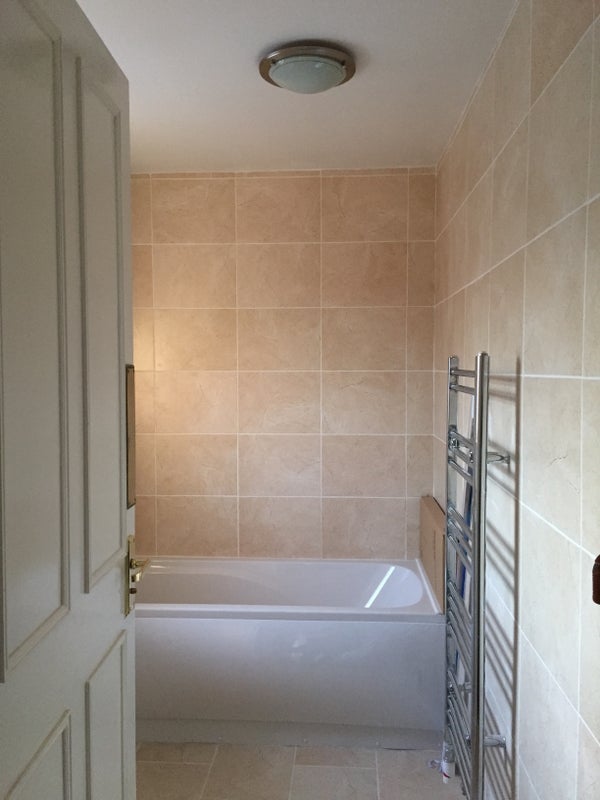 Room Mossington Gardens in Greater London