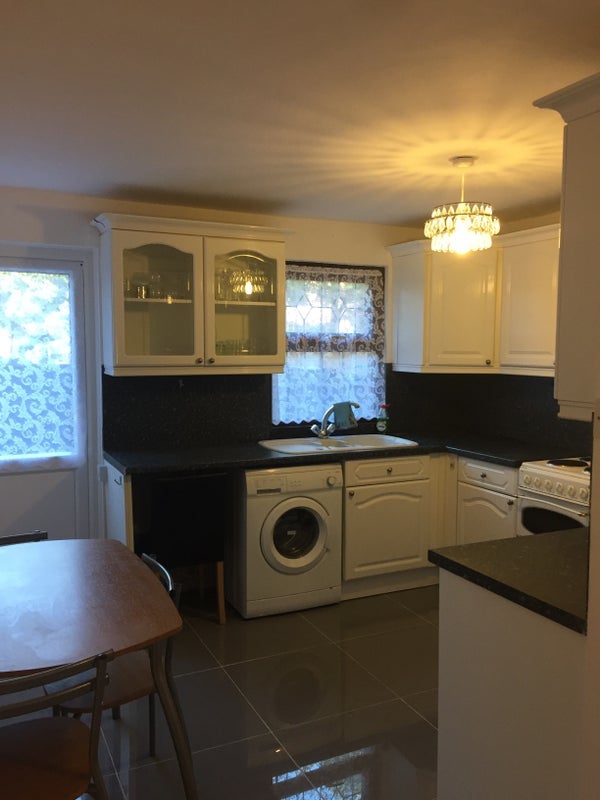 Room Mossington Gardens in Greater London