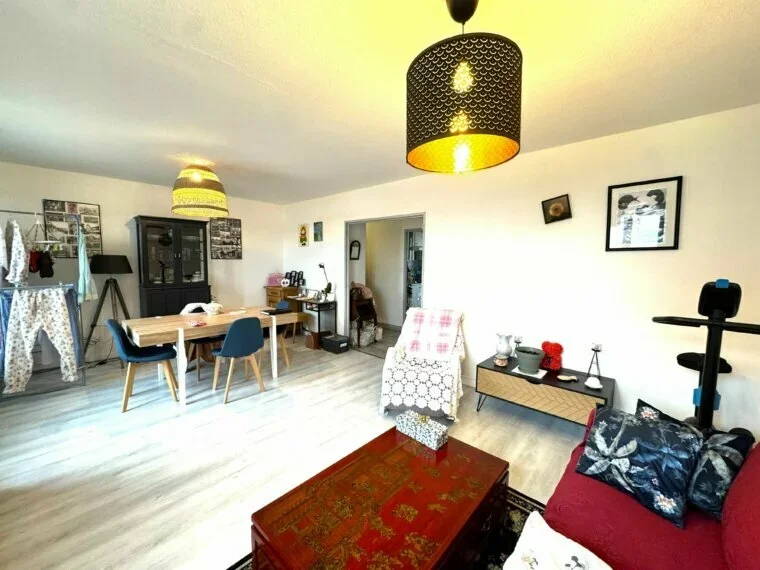 Flat Rue Albert Thomas in Roanne