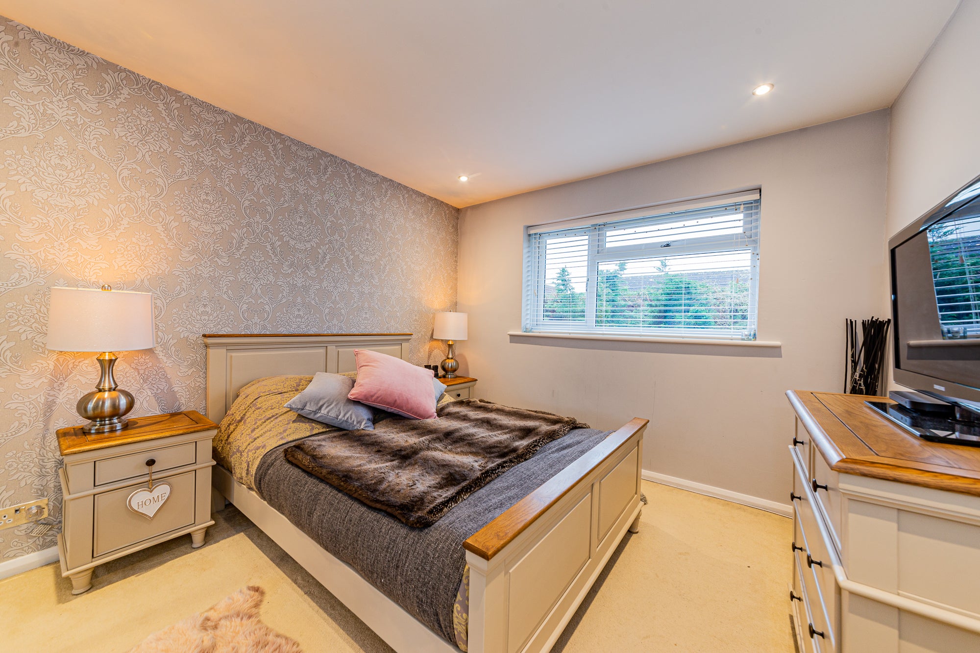House Colmworth Close in Earley