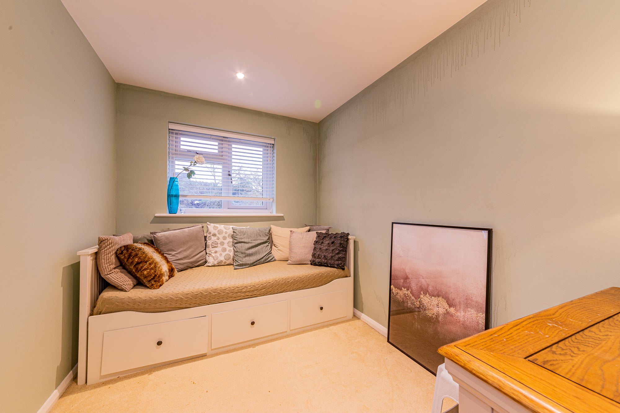 House Colmworth Close in Earley