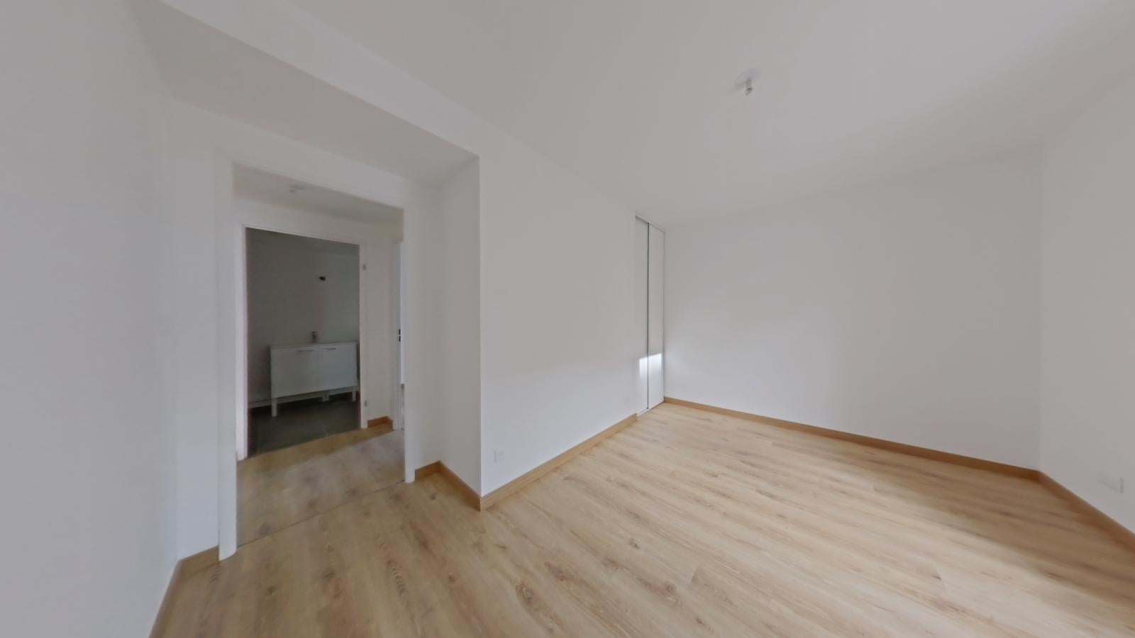 Flat Avenue Paul-Louis Courier in Montlouis-sur-Loire