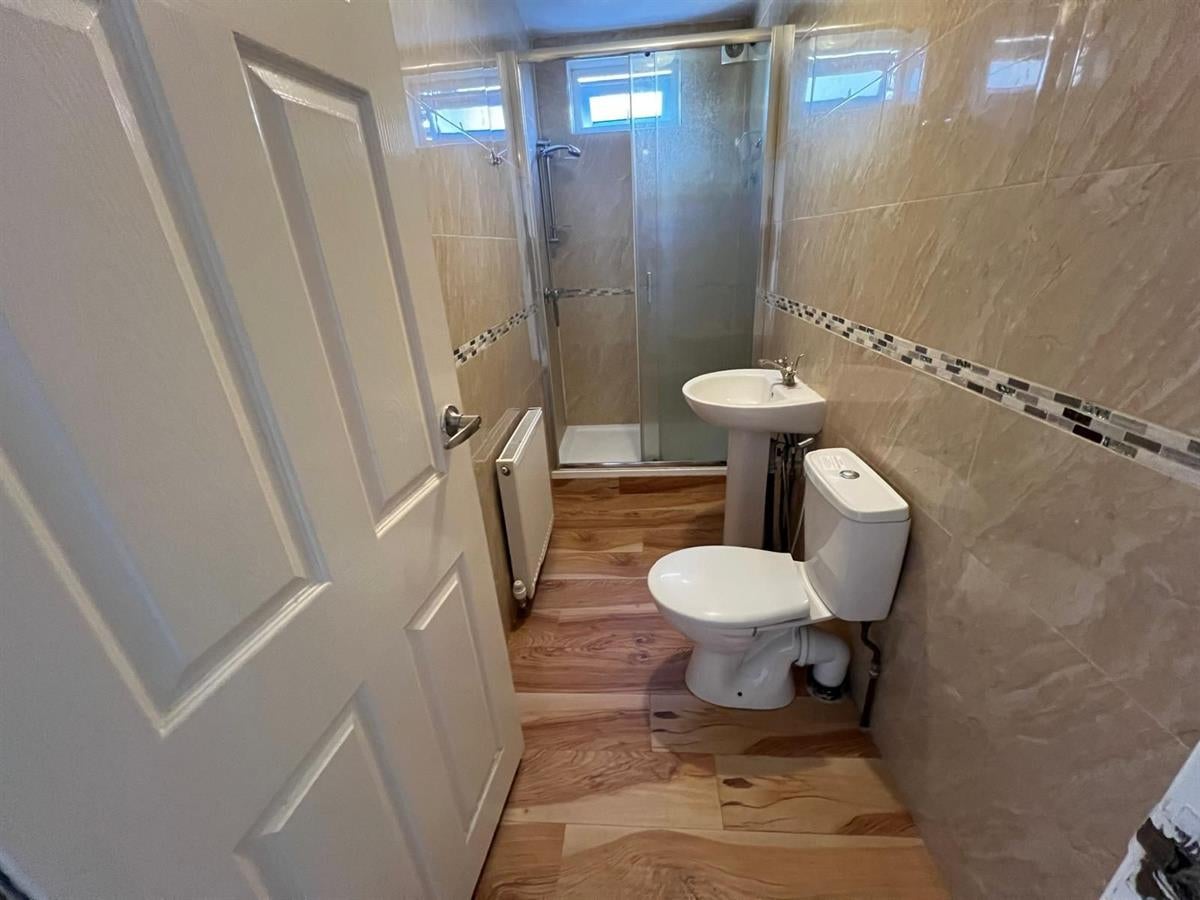 Flat Connaught Close in Greater London