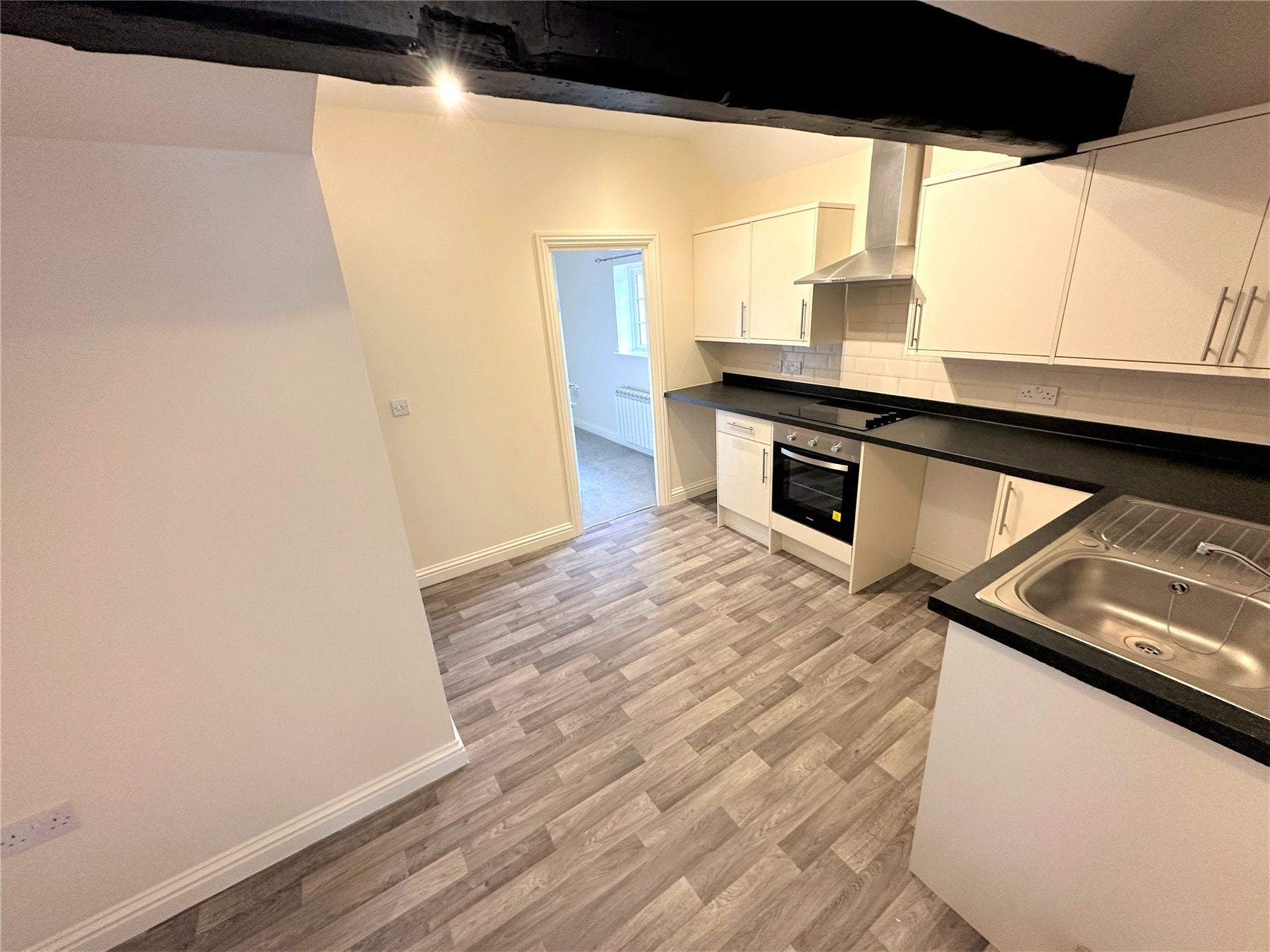 Flat East Gate in North Kesteven