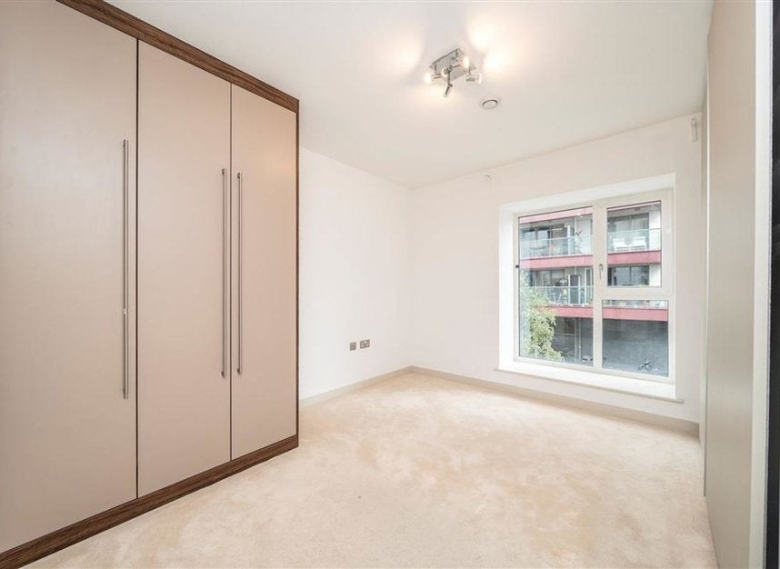 Flat Bethnal Green Road in Greater London