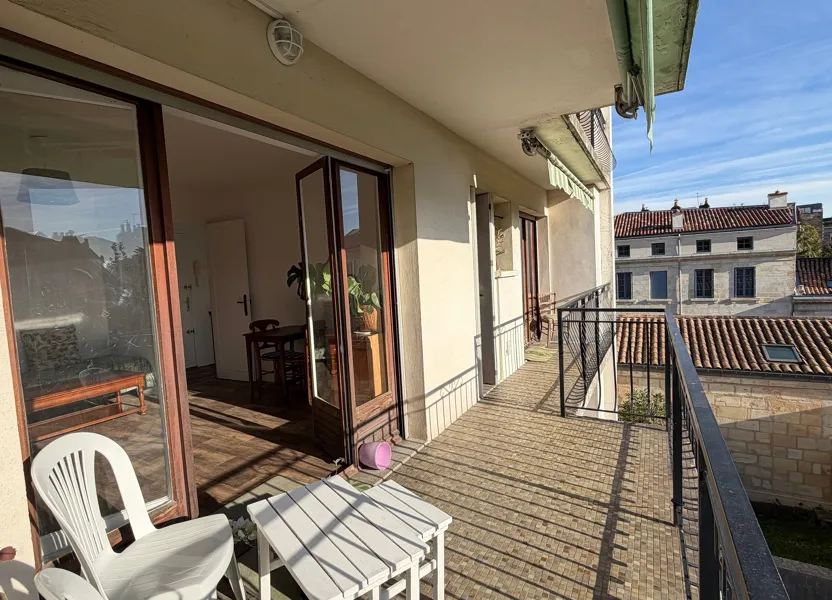 Appartement Rue Mondenard à Bordeaux