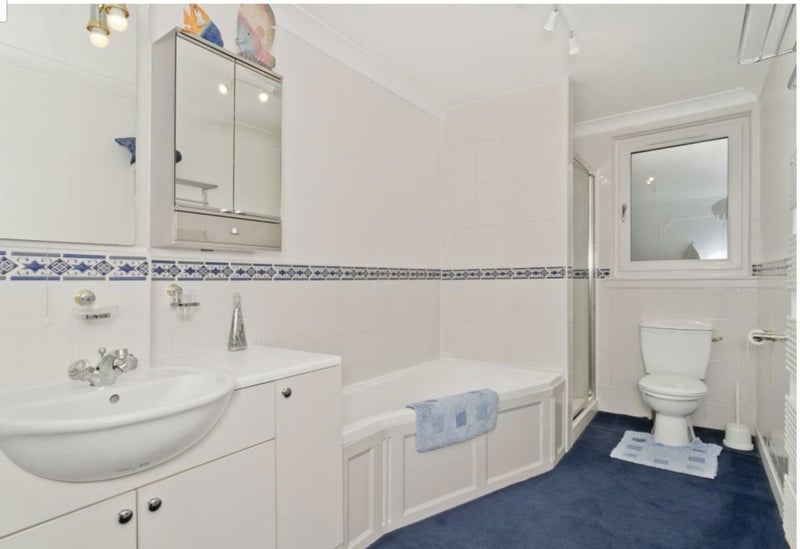 Room Woodfield Avenue in City of Edinburgh