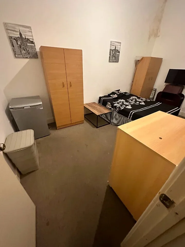 Room Goodhall Street in Greater London
