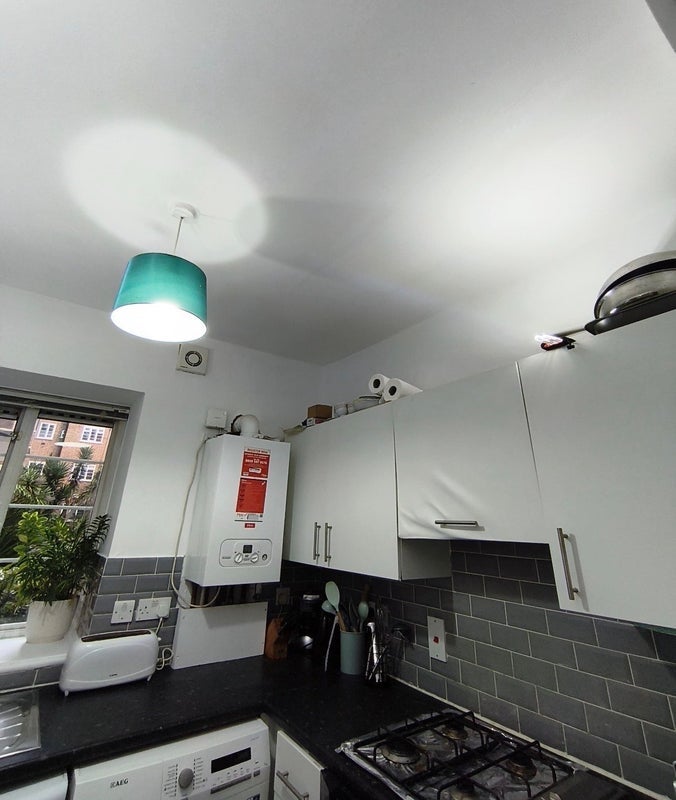 Room Stirling Road in Greater London