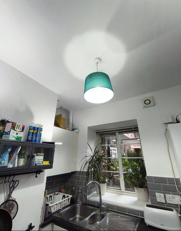 Room Stirling Road in Greater London