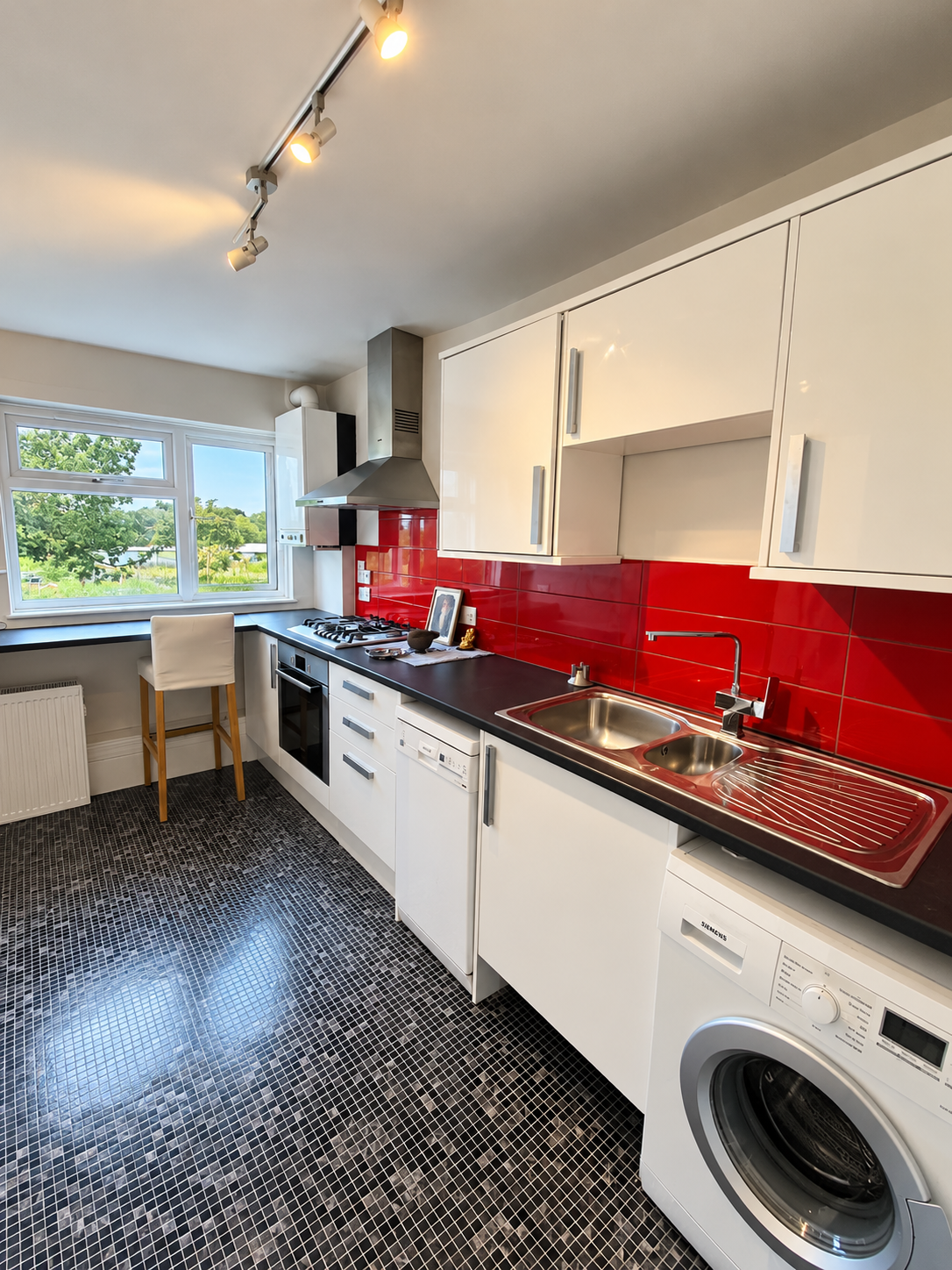 Room Joel Street in Greater London