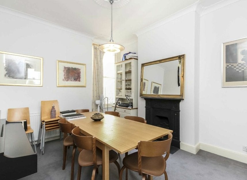 Flat Whittingstall Road in Greater London
