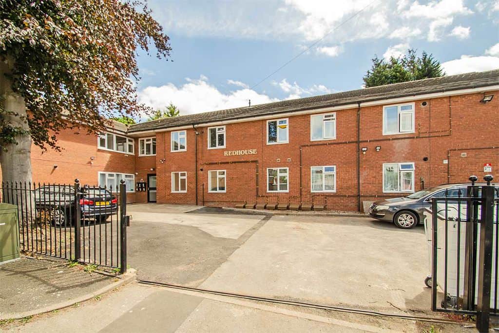 Flat Weston Street in Walsall