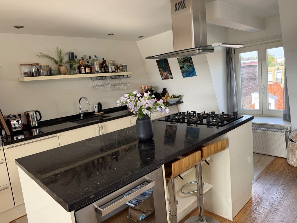 Woning te huur: Van Ostadestraat, Amsterdam