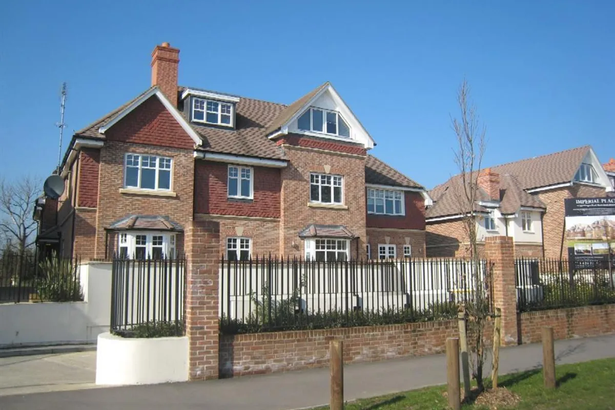 Flat Shoppenhangers Road in Maidenhead