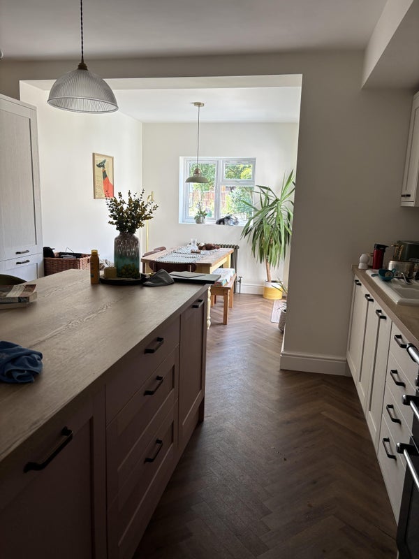 Room Lockingwell Road in Keynsham