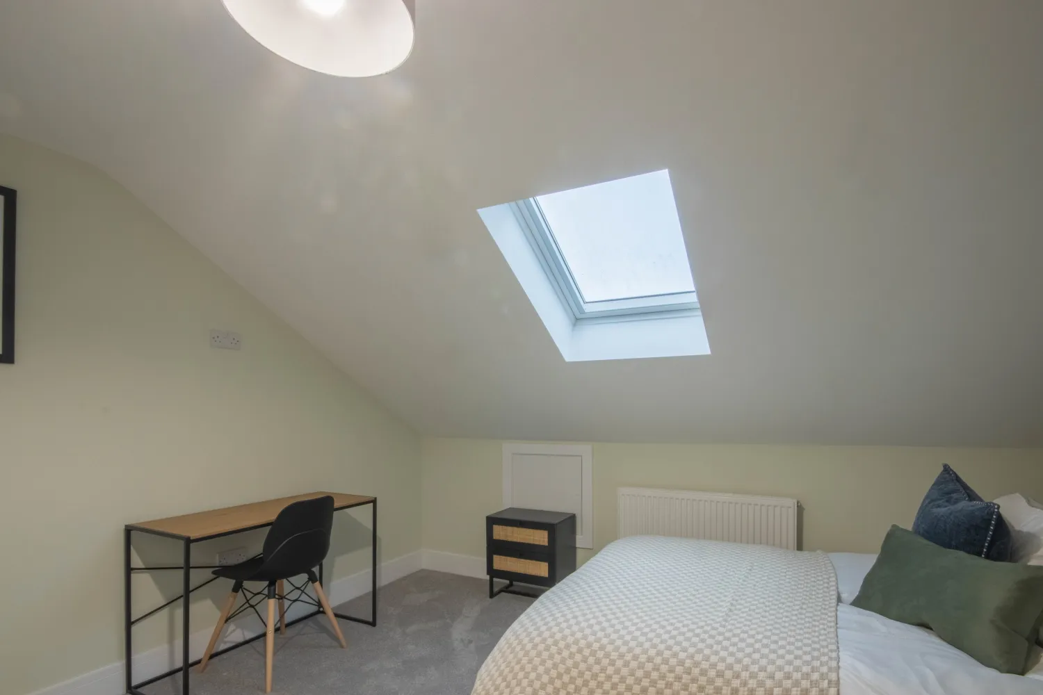 Room Hemlock Avenue in Nottingham