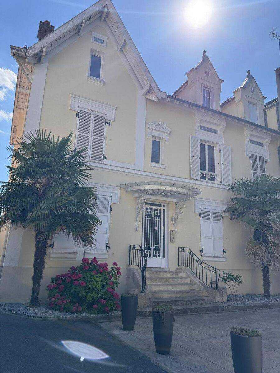 Flat Avenue du Bac in Saint-Maur-des-Fossés