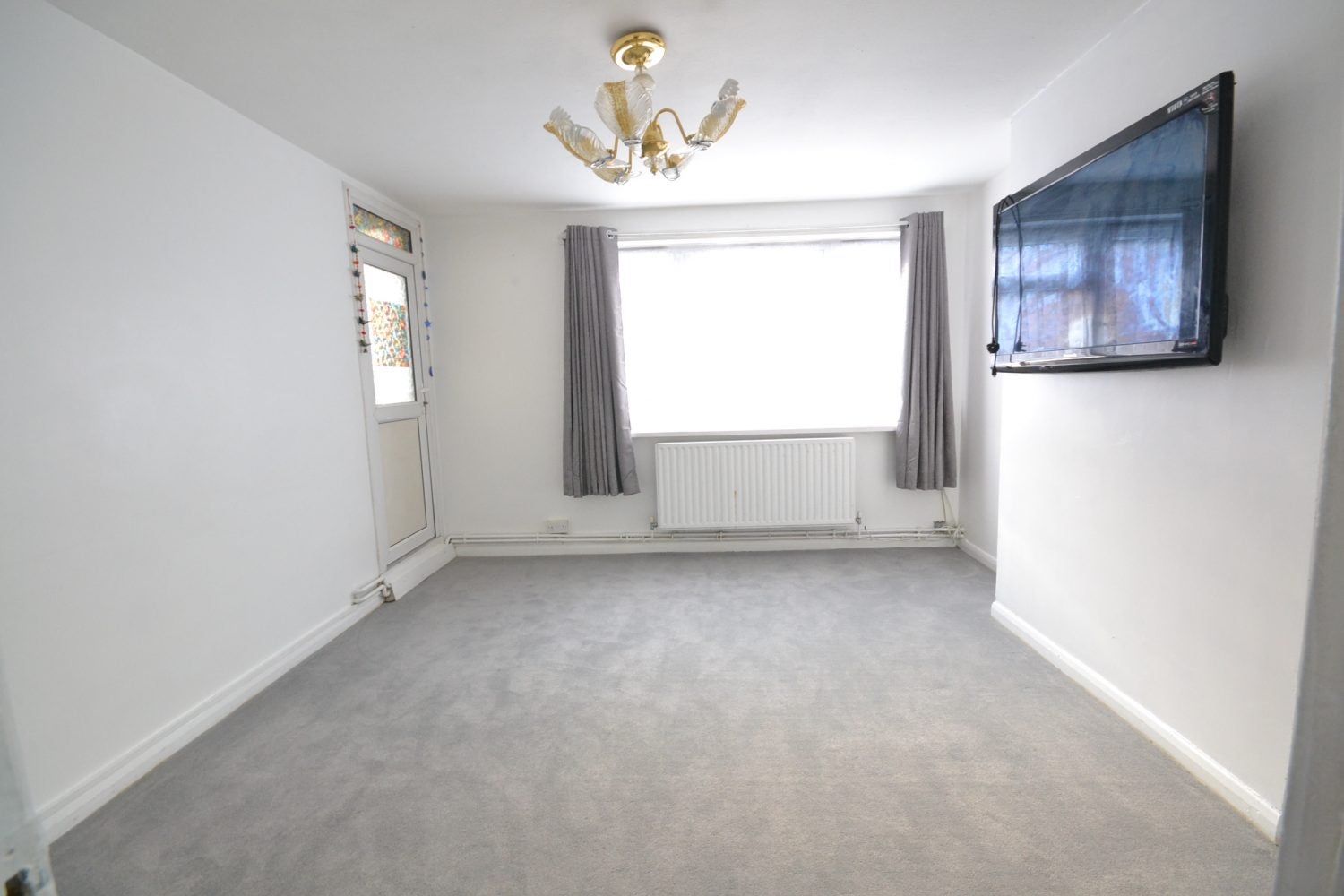 Flat Bomore Road in Greater London