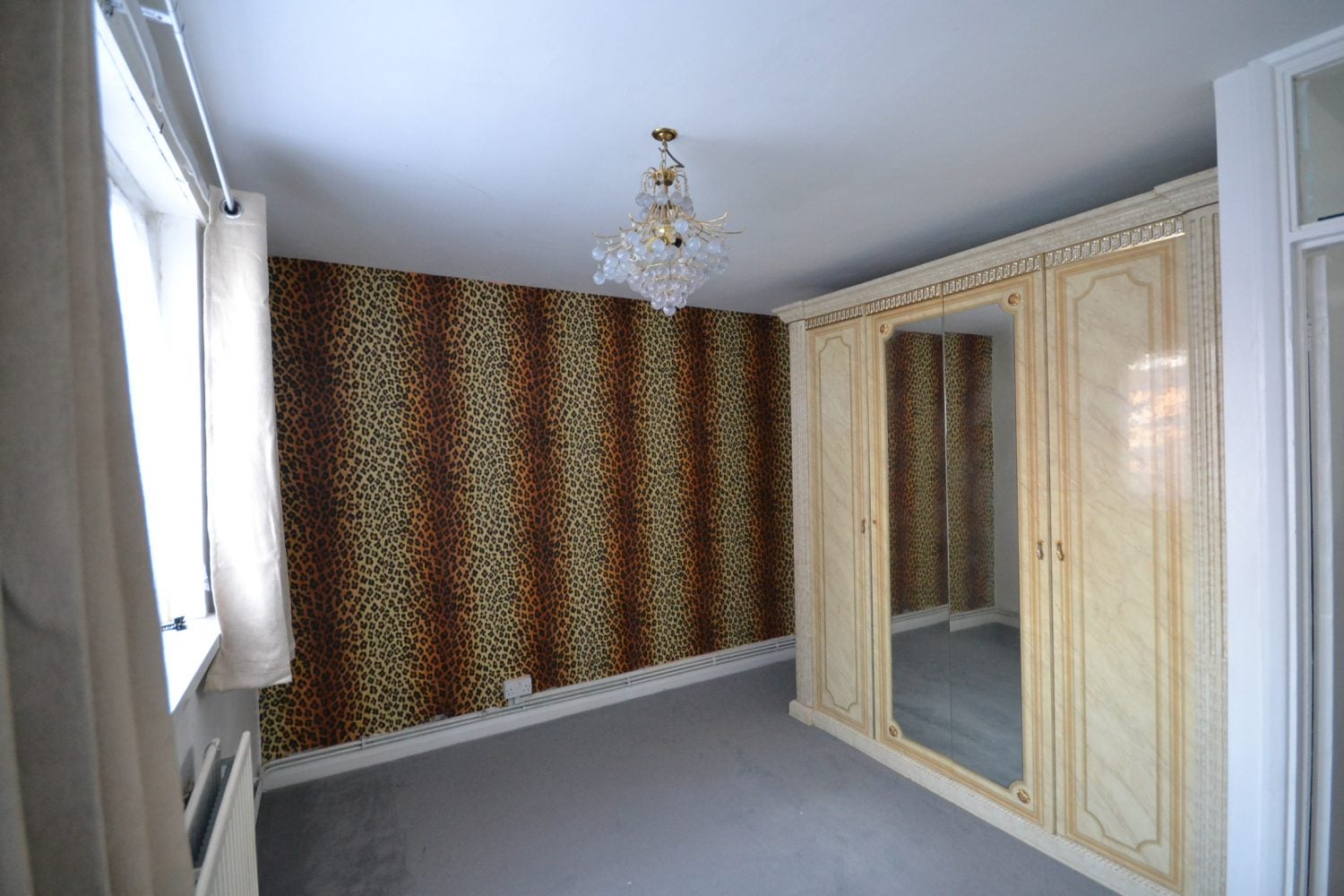 Flat Bomore Road in Greater London
