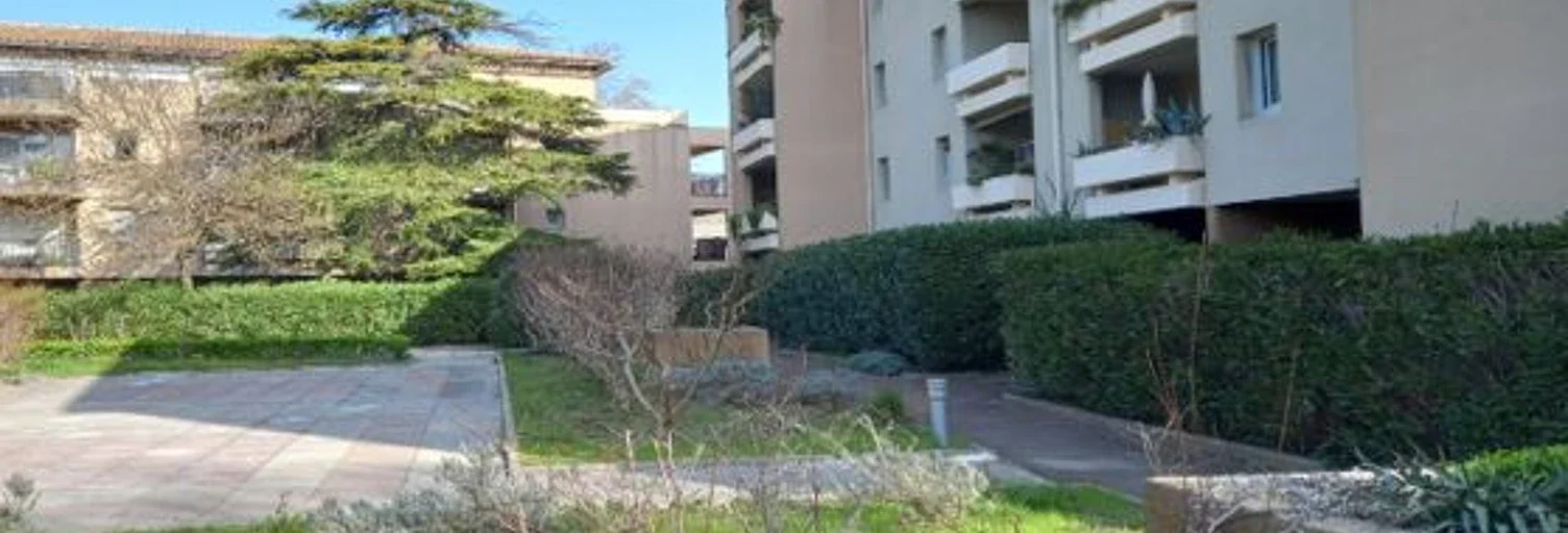 Appartement Rue du Rempart de la Ligne à Avignon