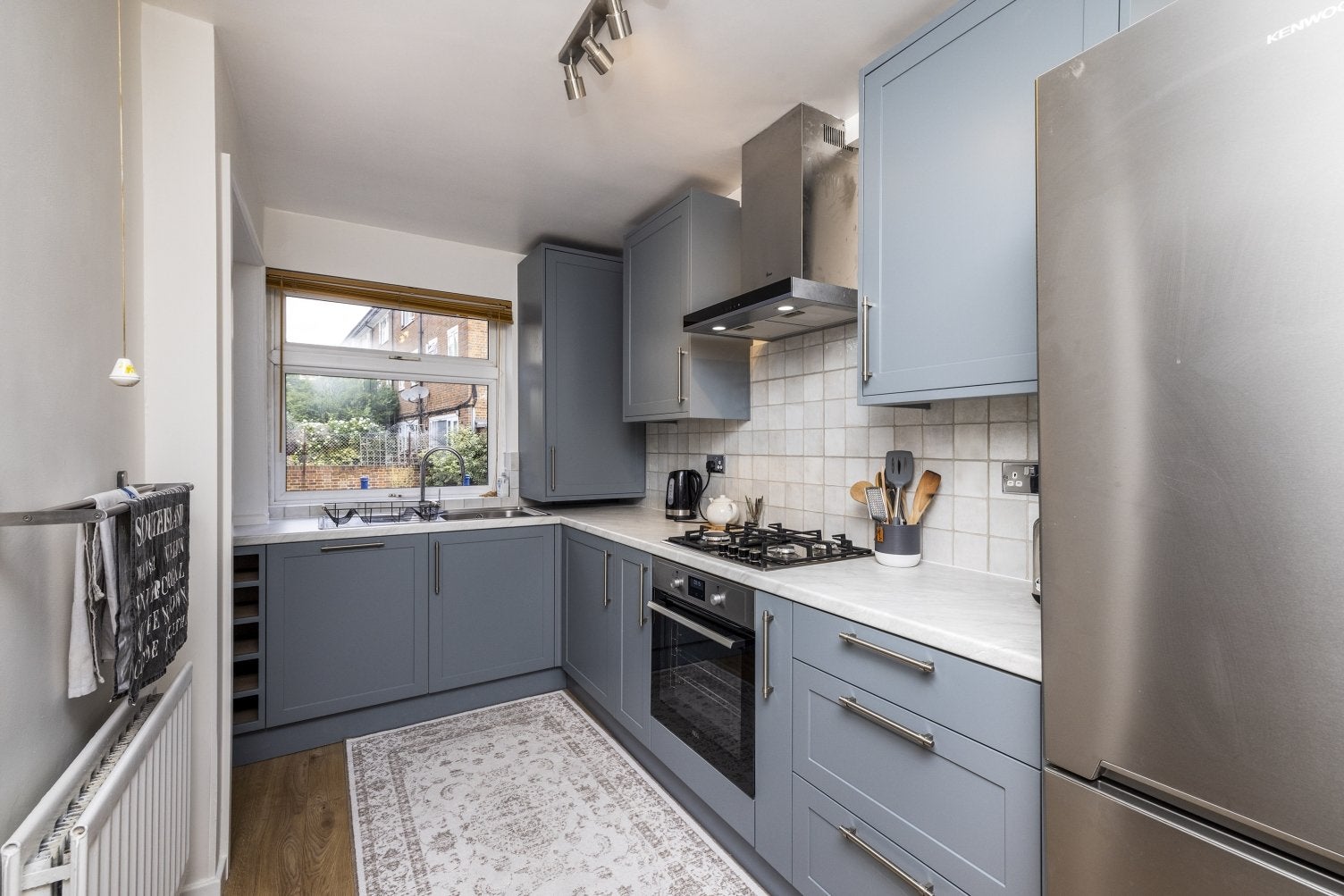 Room East Street in Greater London