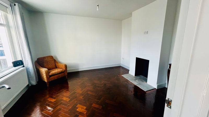 House Borough Close in Cowbridge