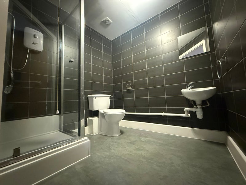 Room Moss Lane East in Manchester