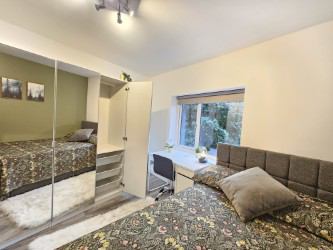 Room Brailsford Road in Manchester