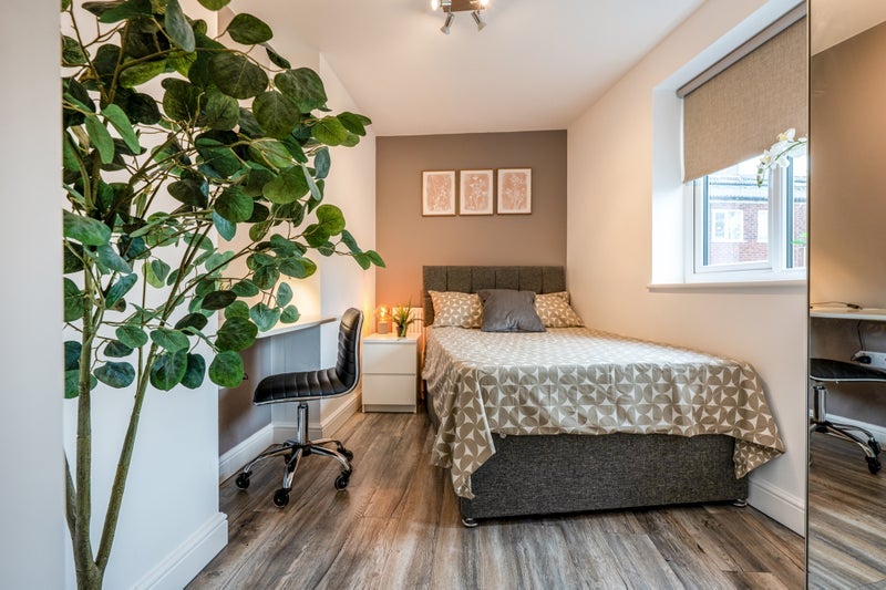 Room Brailsford Road in Manchester