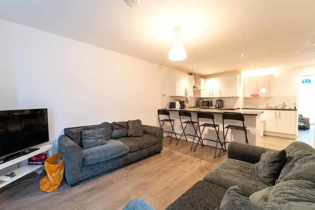 Flat Heeley Road in Birmingham