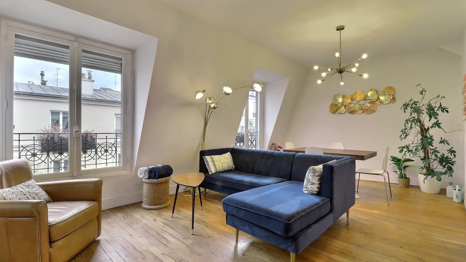 Appartement Rue du Mont Cenis à Paris