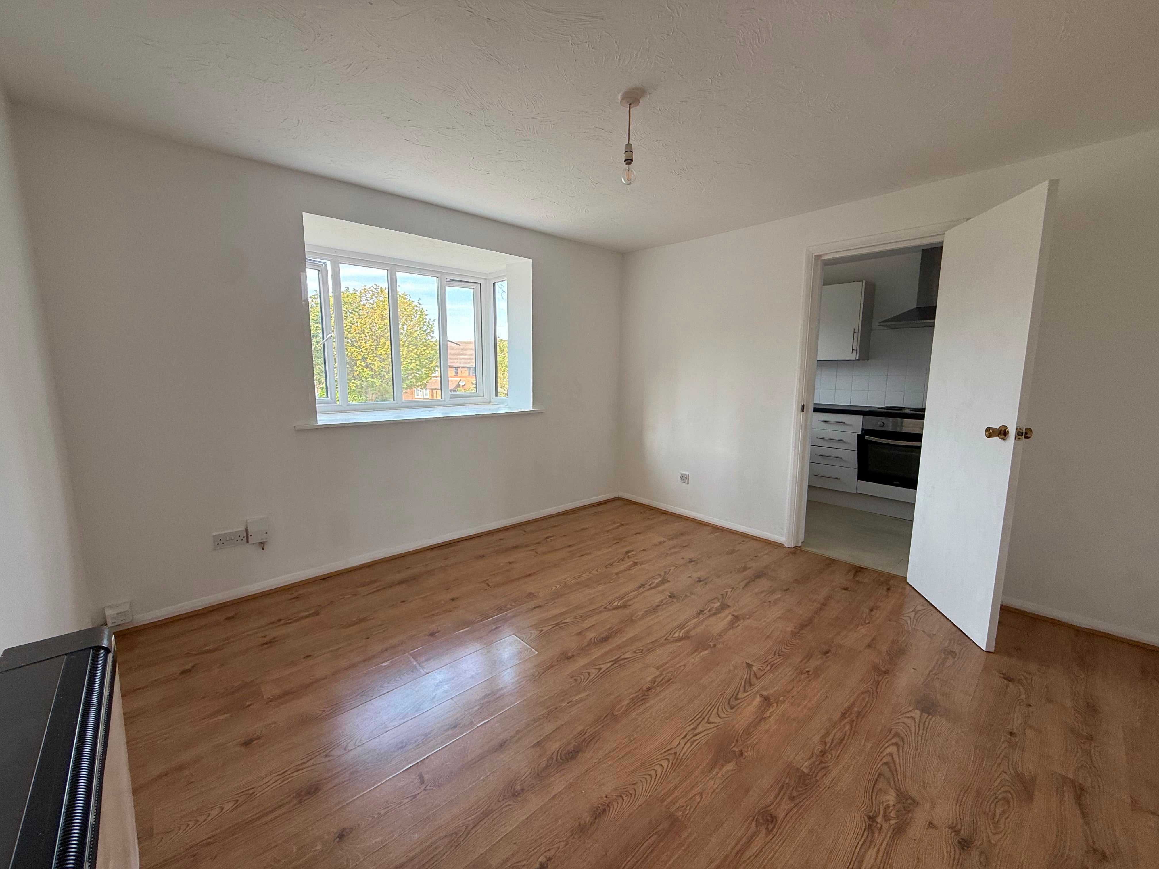 Flat Kilmington Close in Winkfield